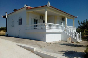 Marinis House, Chrani